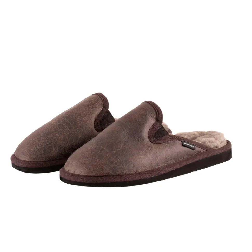 Adam slippers