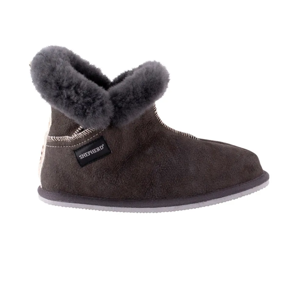 Bella slippers