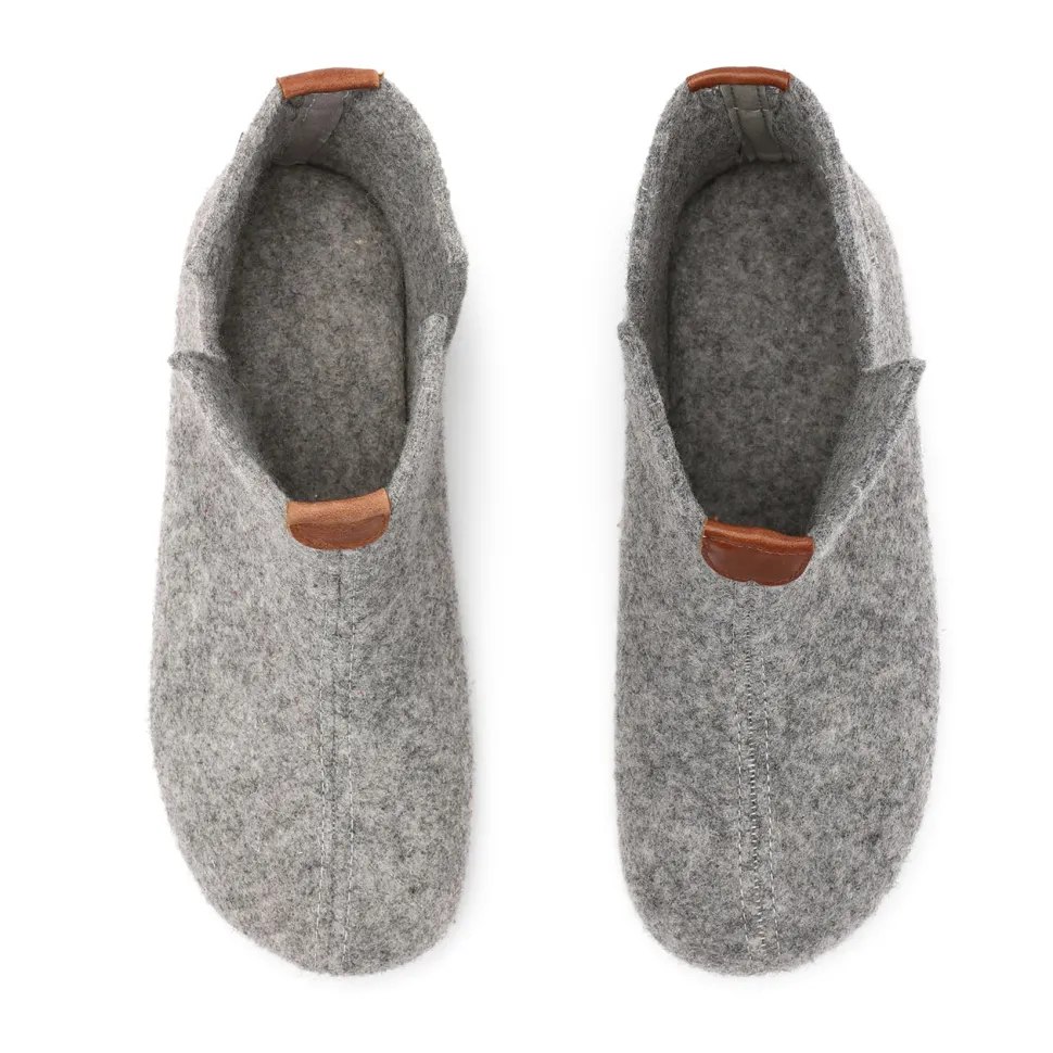Ester wool slippers