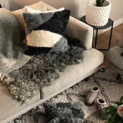 Hille cushion