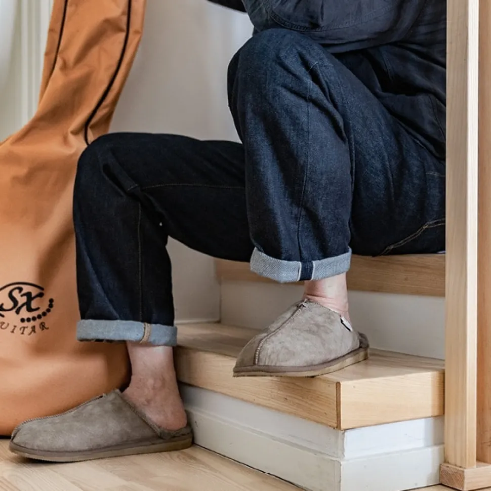 Hugo slippers