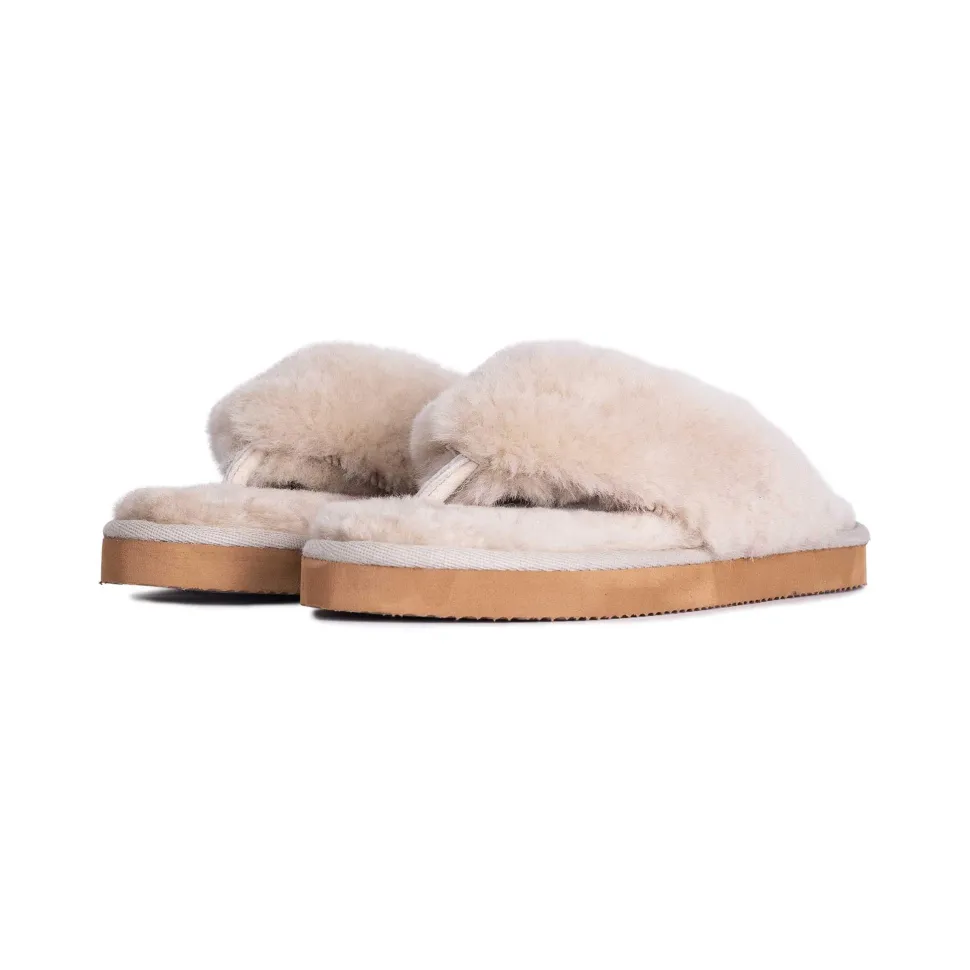 Jasmine slippers