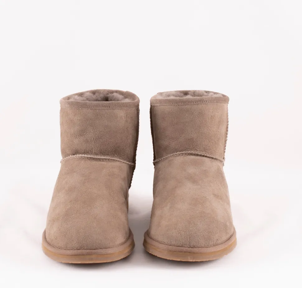 Laura suede boots