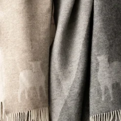 Lennie Jacquard woven blanket