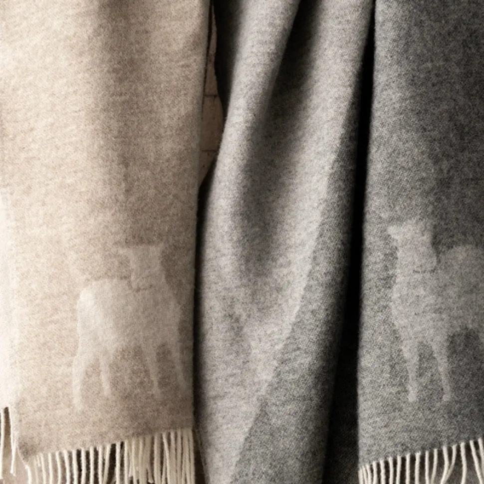 Lennie Jacquard woven blanket