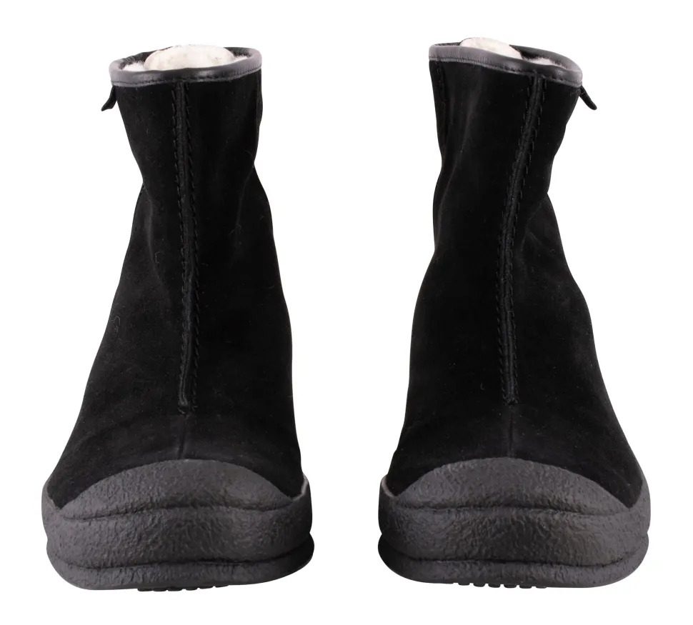 Loke suede boots