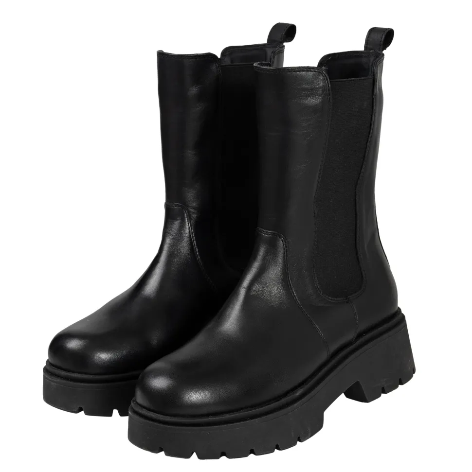 Taylor boots